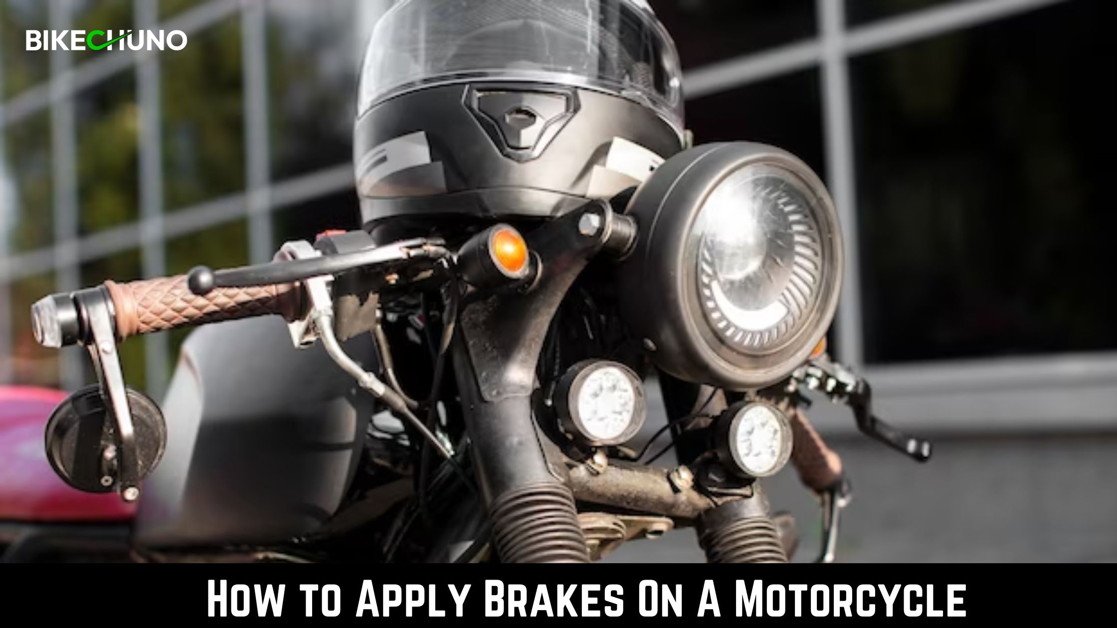 How to Apply Brakes On A Motorcycle